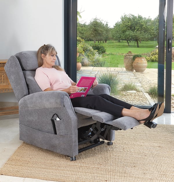 Riser_Recliner_Chairs