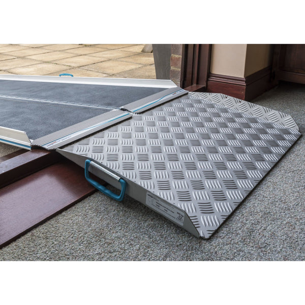 Aerolight-Up & Over Lightweight Portable Ramp Kit | Millerca – Millercare